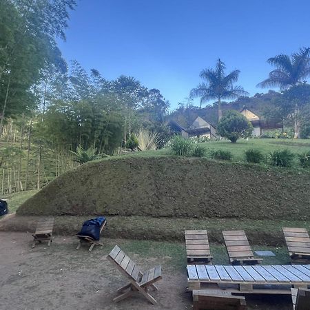 Volare Guatape Isla Hostel Eksteriør bilde