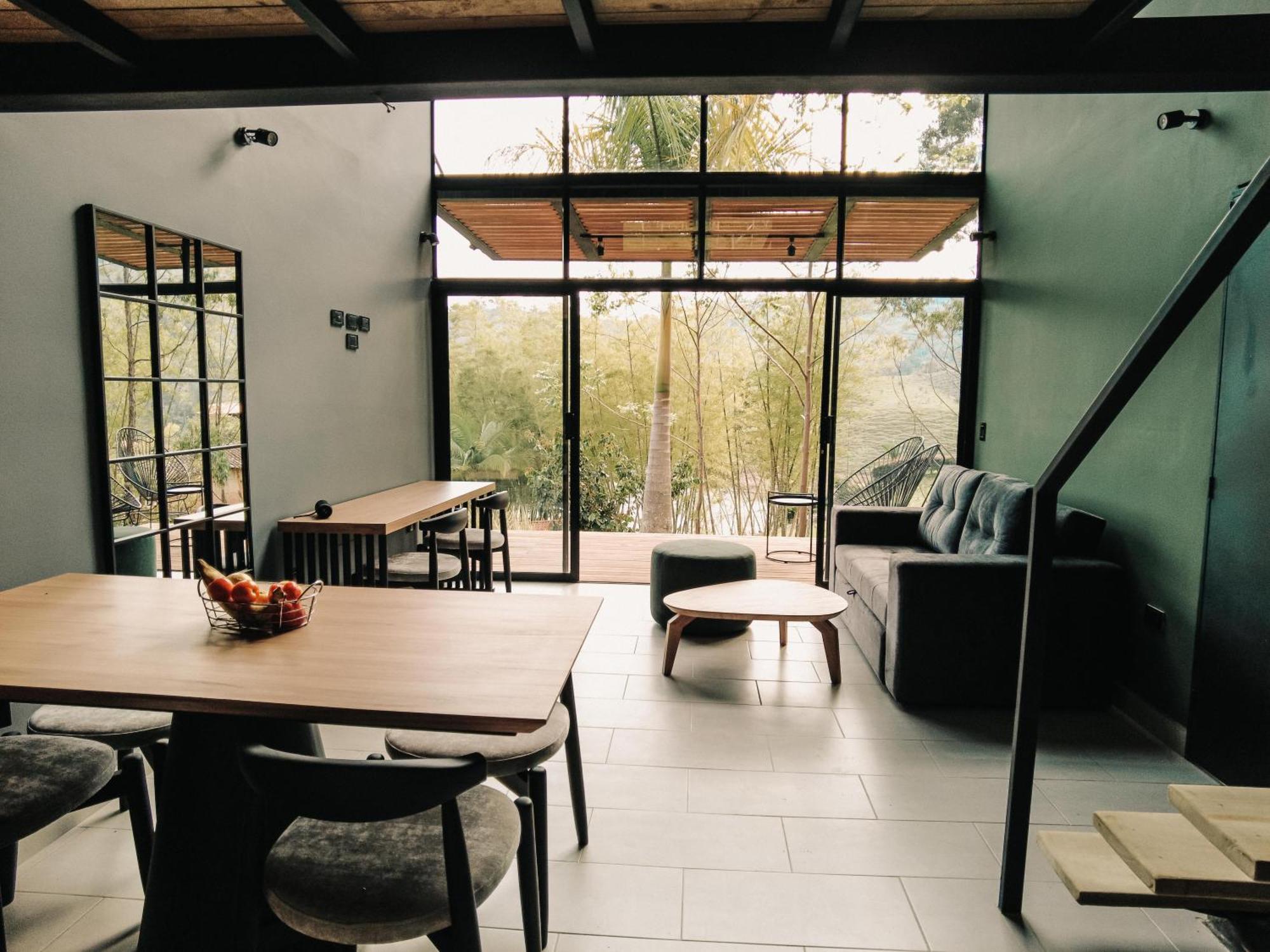 Volare Guatape Isla Hostel Eksteriør bilde